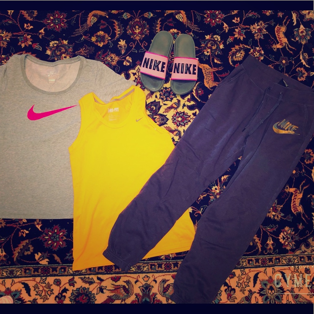 NIKE BUNDLE
